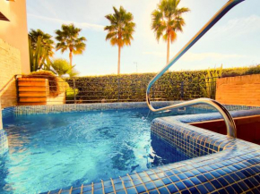 Luxury 3 Bedrooms Private Heated Pool EHHouse